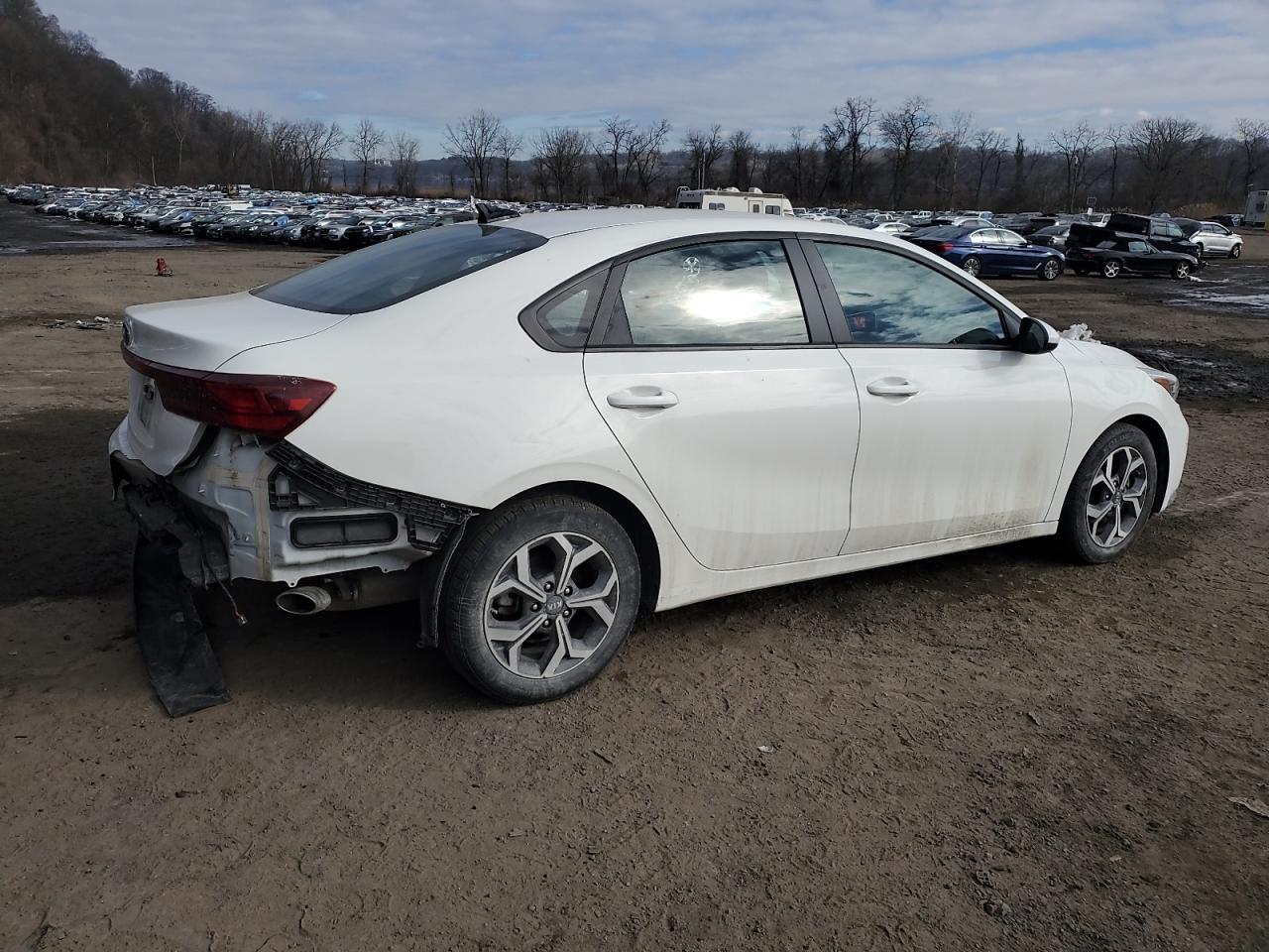 2021 KIA FORTE FE - Фото 3