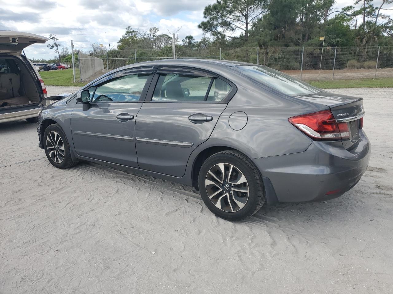 2013 HONDA CIVIC EXL - Image 2