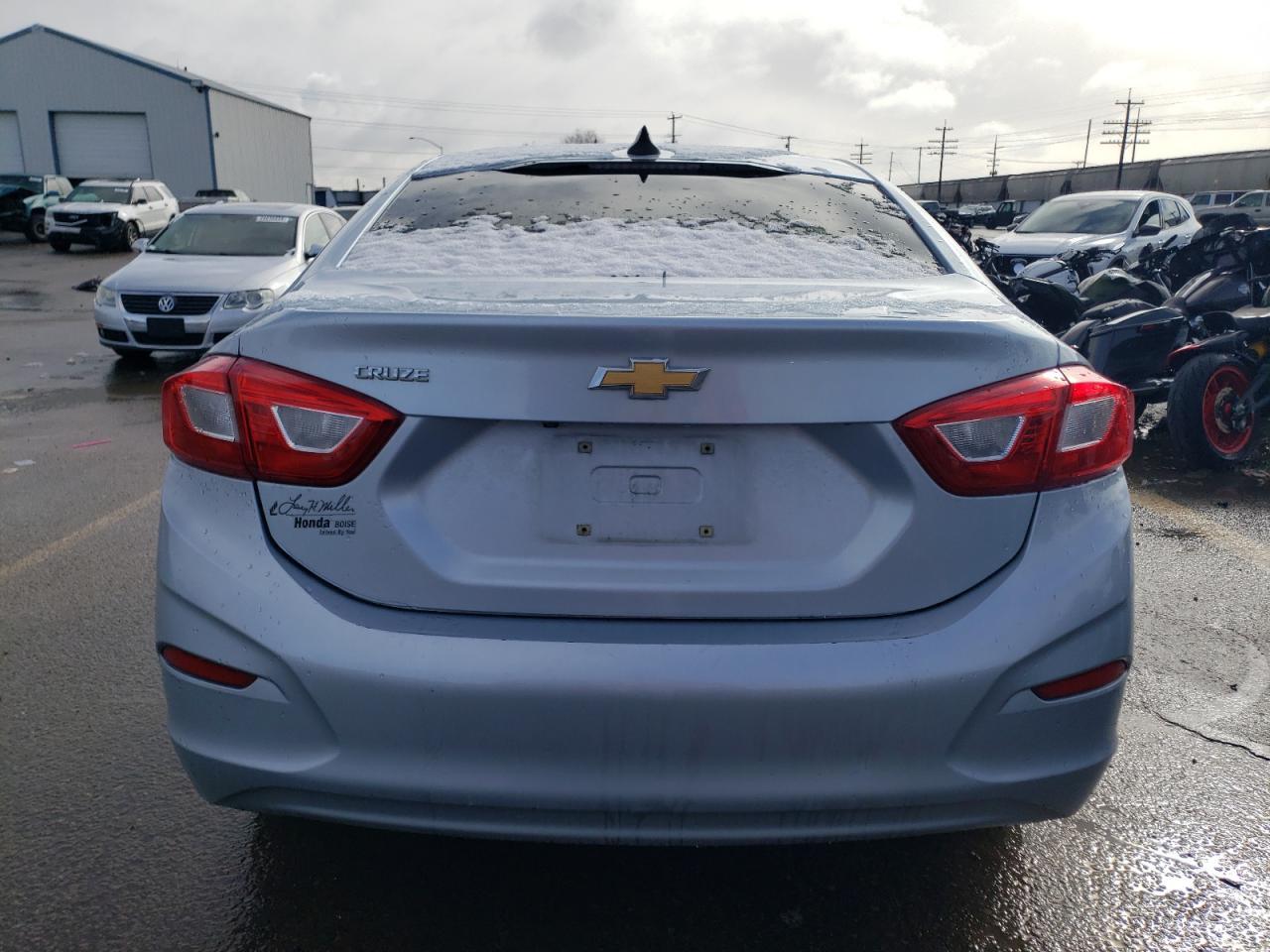 2017 CHEVROLET CRUZE LS - Image 6