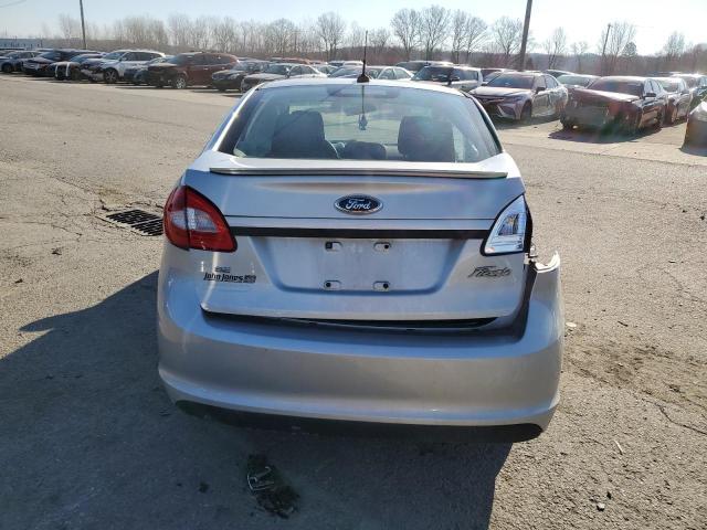 2012 Ford Fiesta Se - Фото 6