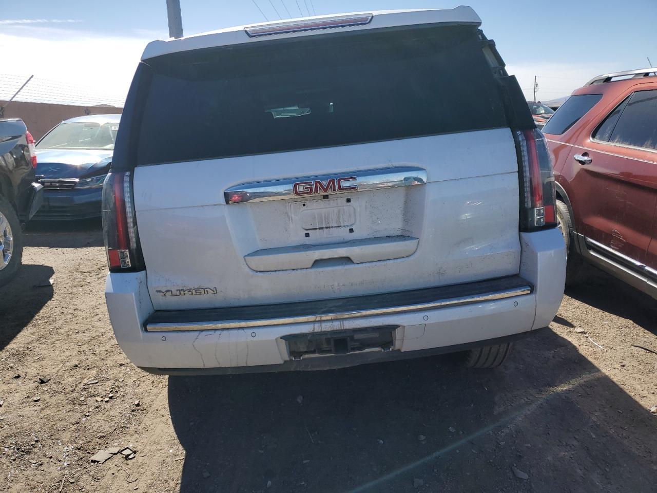 2016 GMC YUKON DENA - Фото 6
