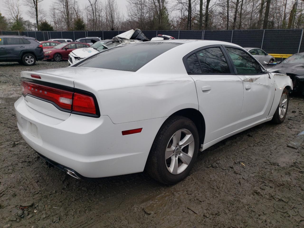 2014 DODGE CHARGER SE - Фото 3