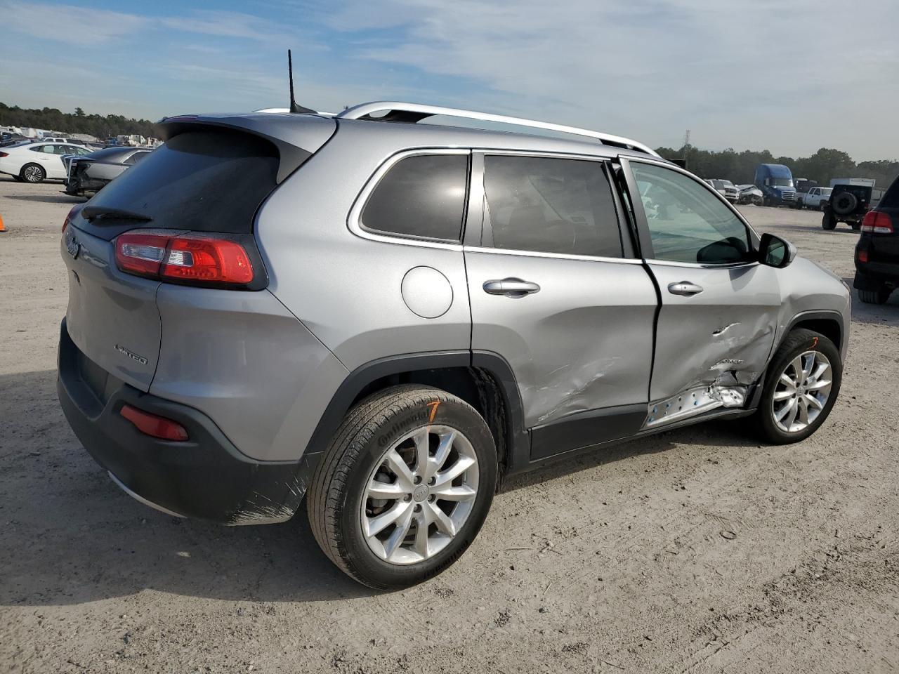 2017 JEEP CHEROKEE L - Image 3