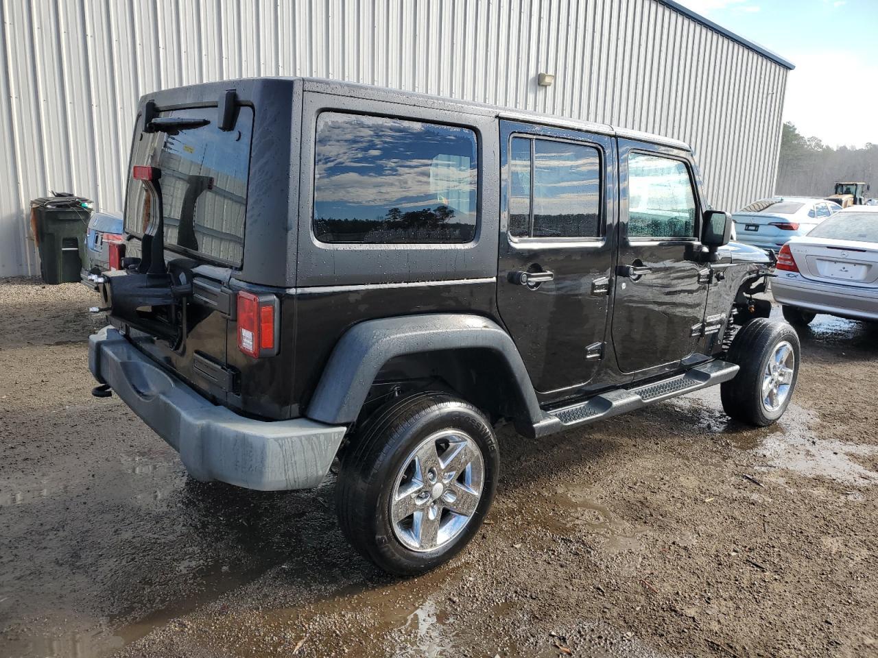 2015 JEEP WRANGLER U - Фото 3