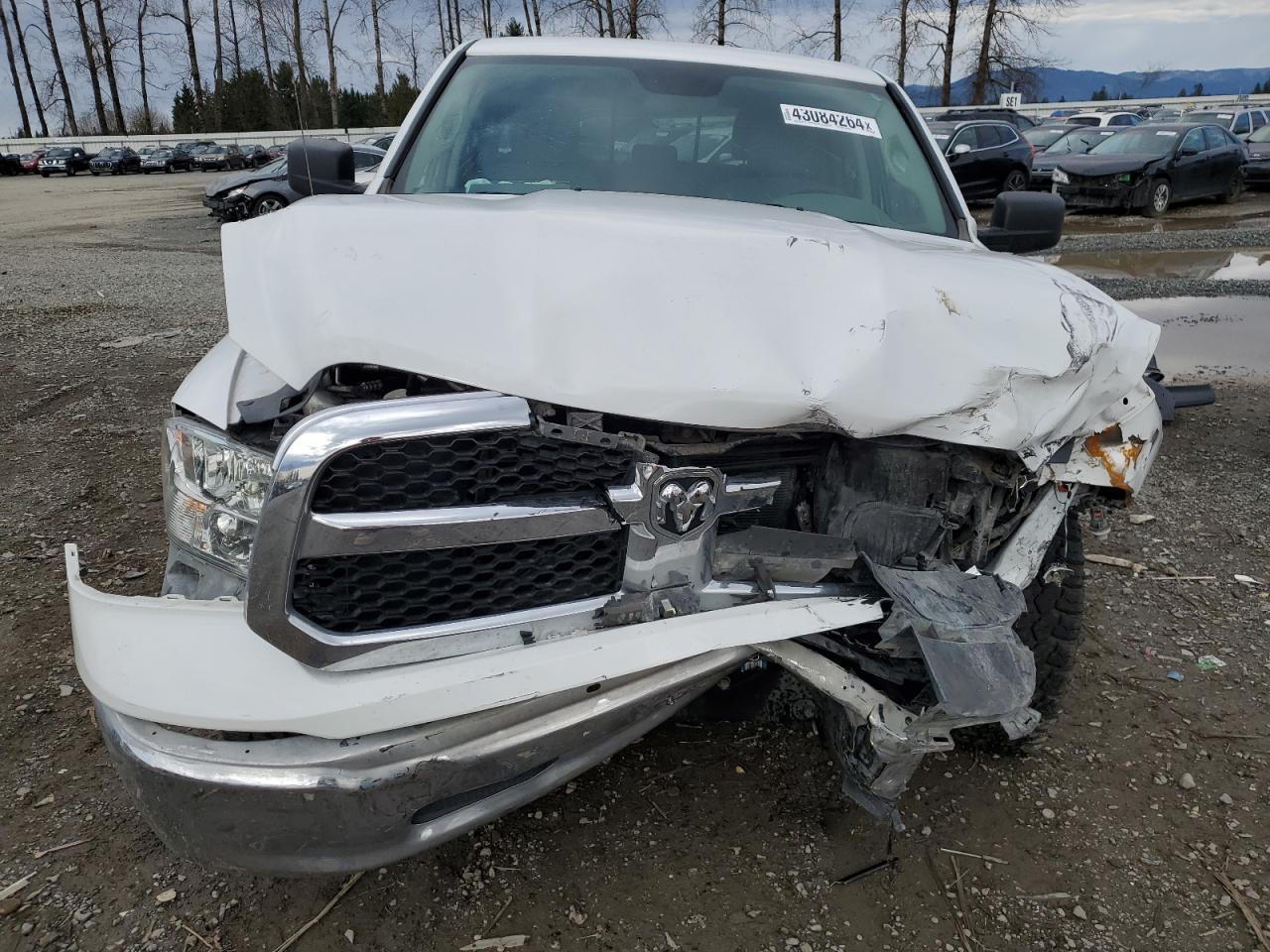 2017 RAM 1500 SLT - Image 5