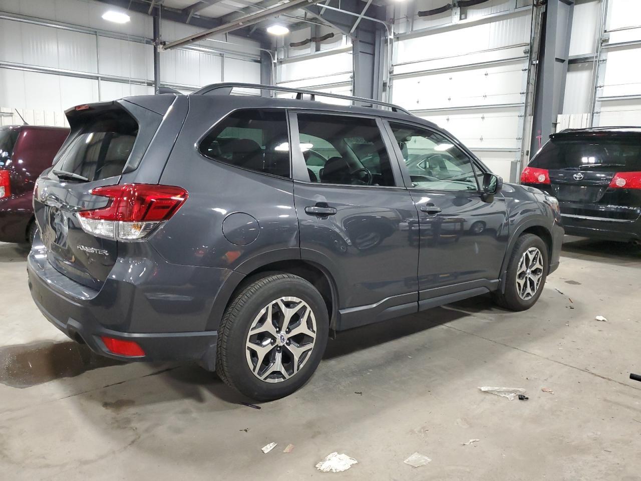 2021 SUBARU FORESTER P - Фото 3