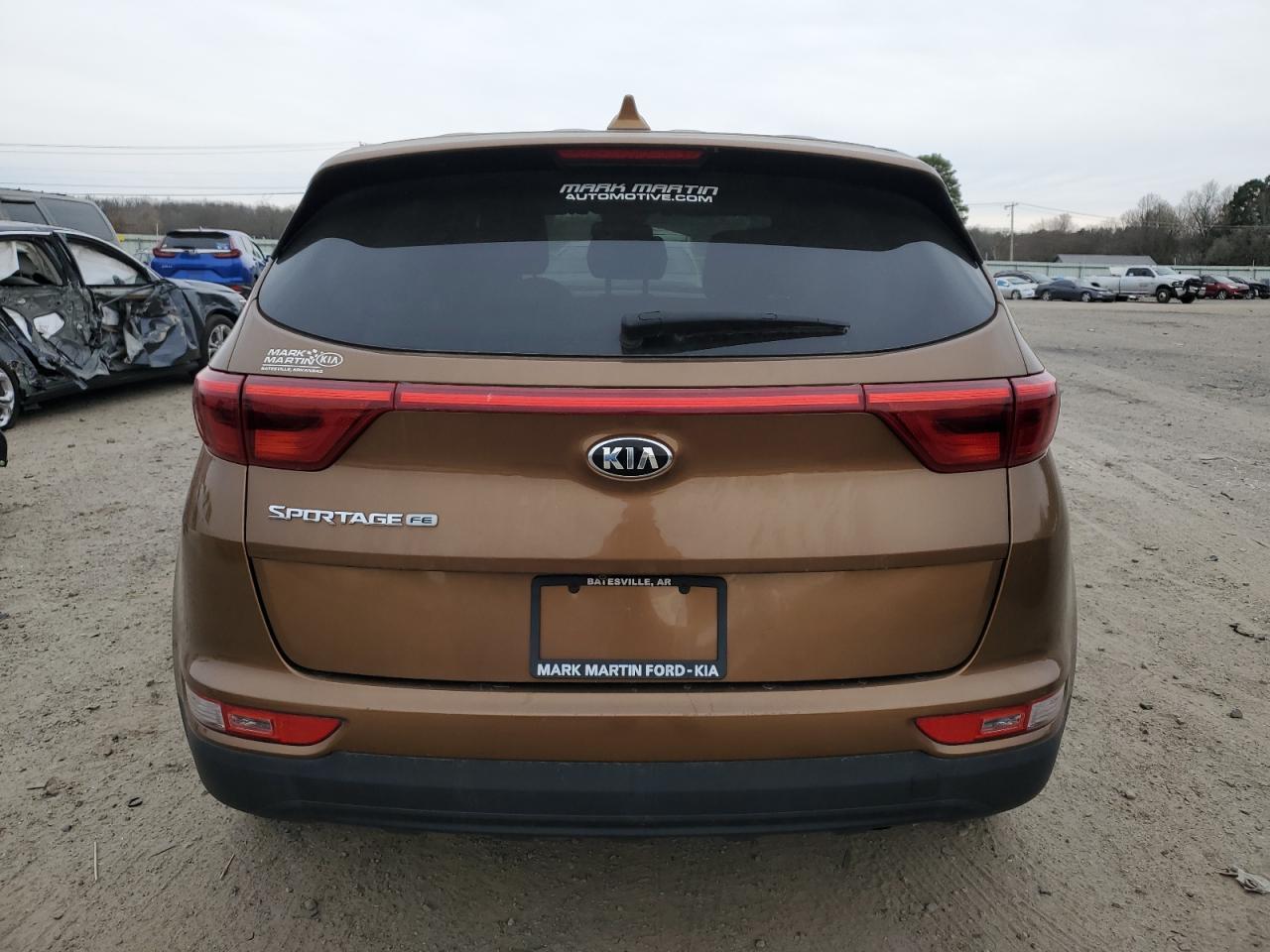 2017 KIA SPORTAGE L - Image 6