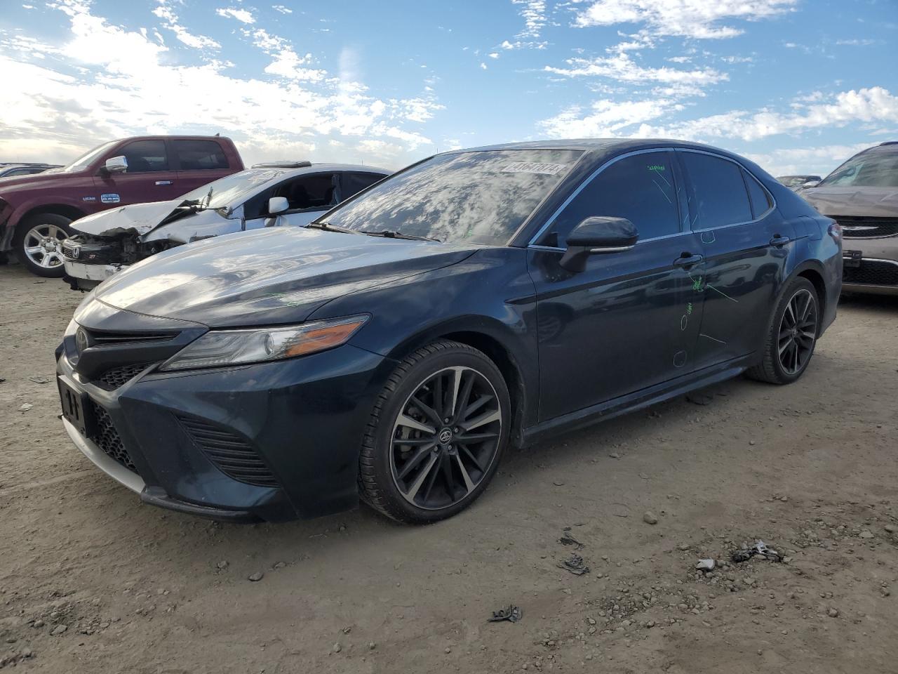 2019 TOYOTA CAMRY XSE