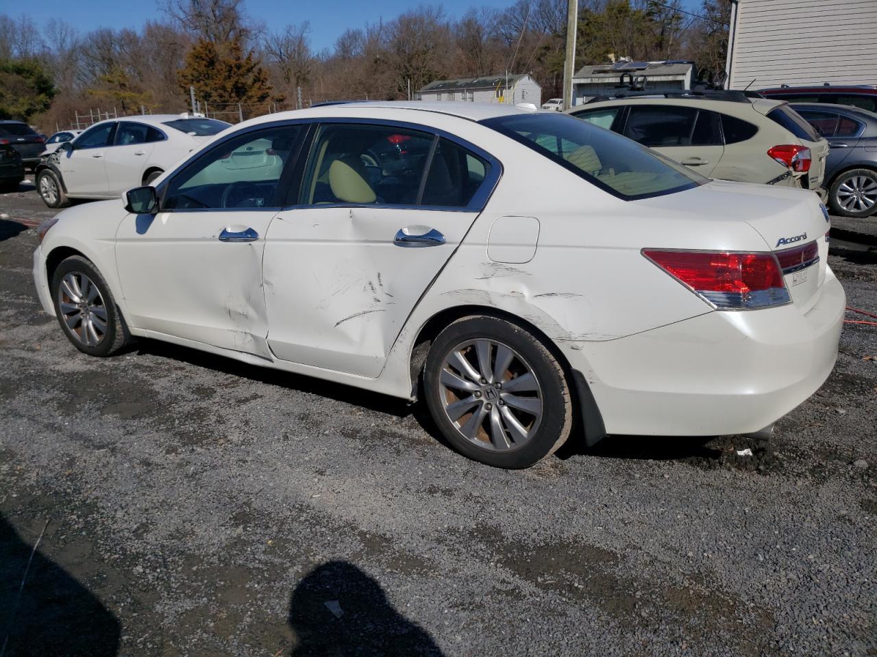 2012 HONDA ACCORD EXL - Image 2