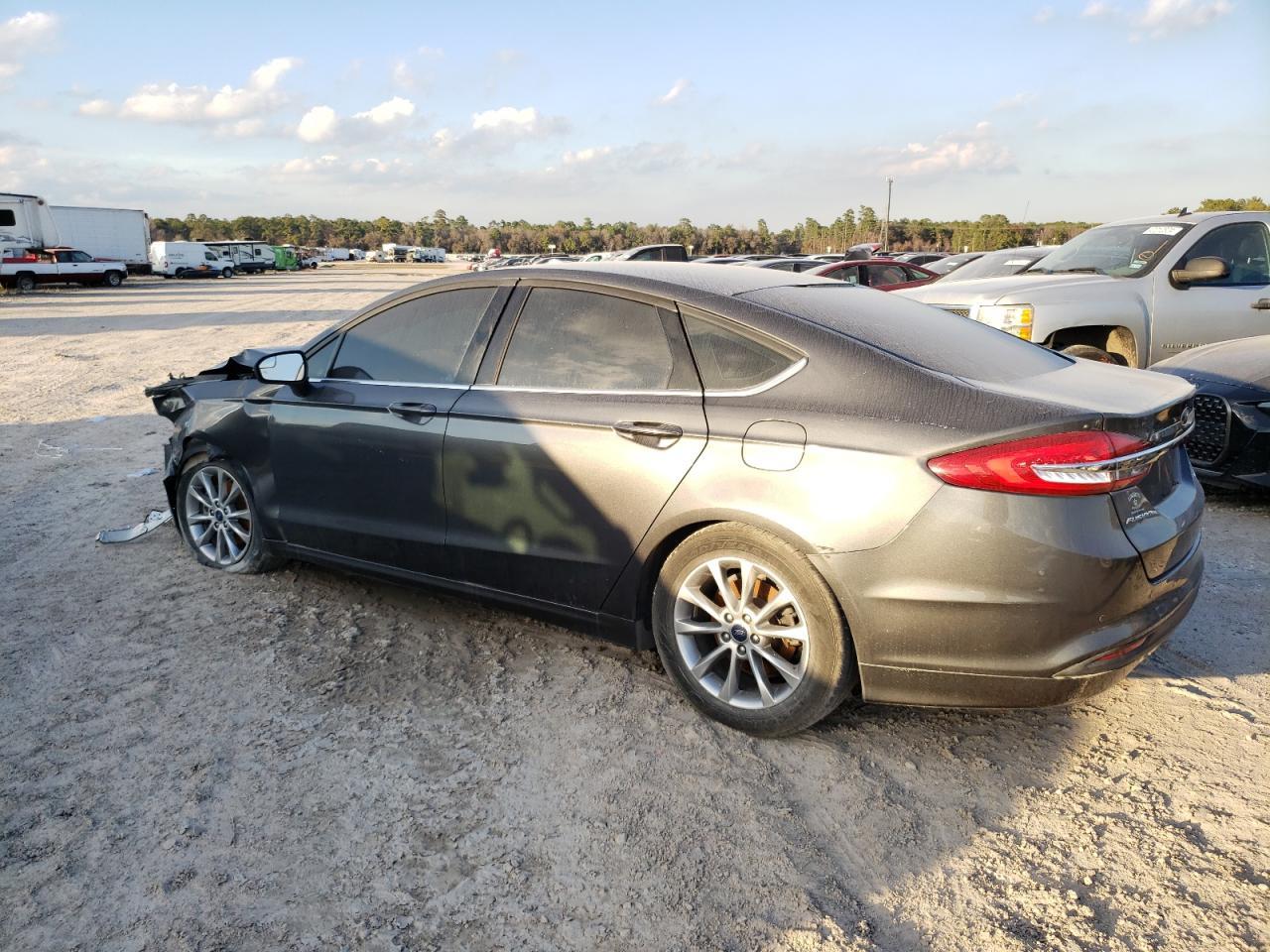 2017 FORD FUSION SE - Image 2