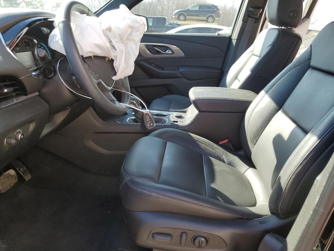 2023 CHEVROLET TRAVERSE L - Фото 7