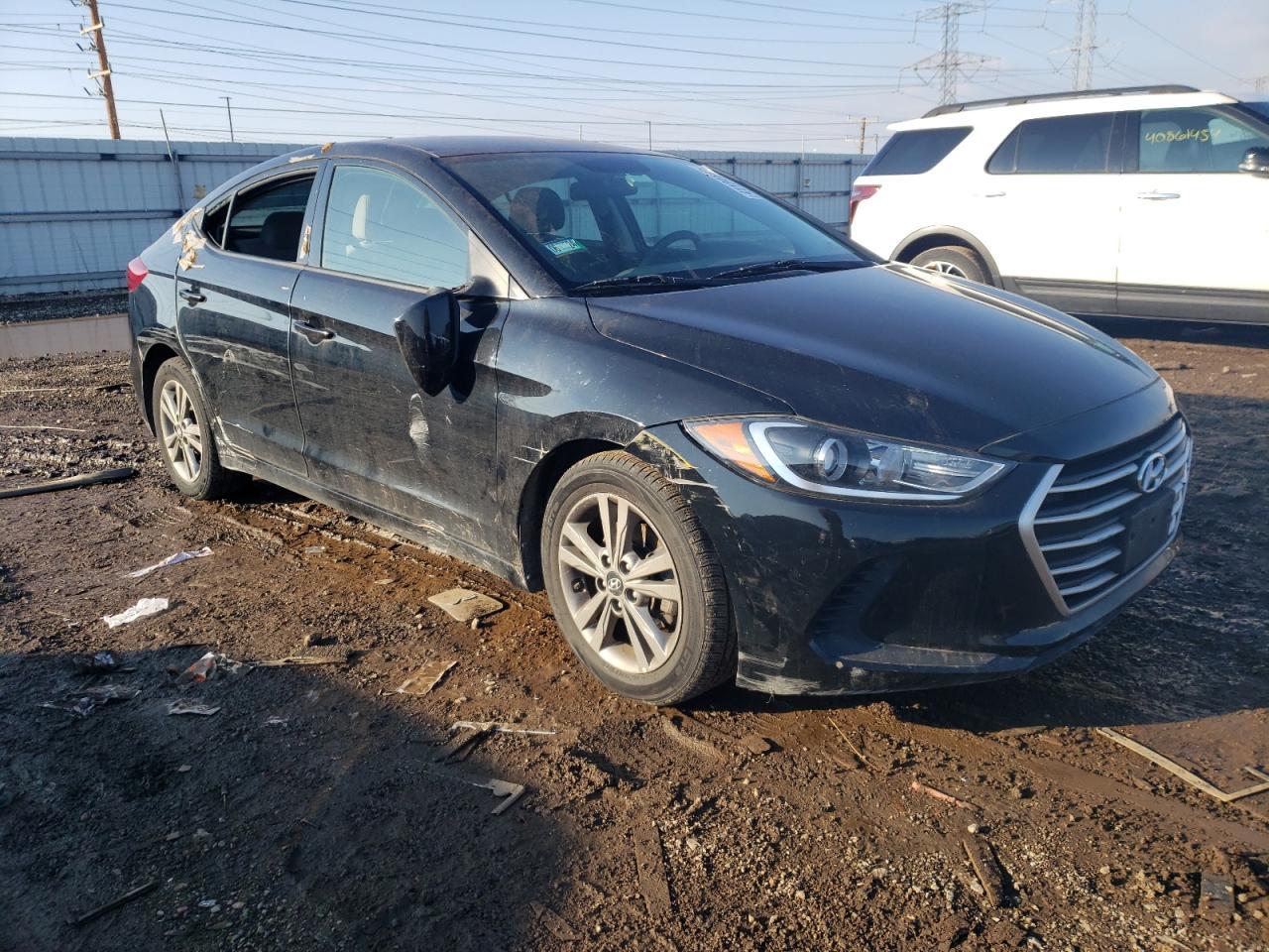 2017 HYUNDAI ELANTRA SE - Image 4