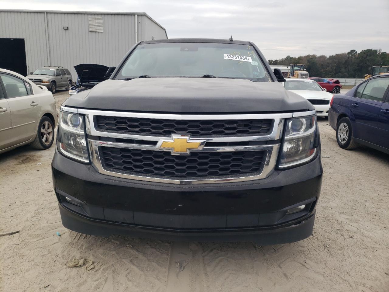 2015 CHEVROLET SUBURBAN C - Фото 5