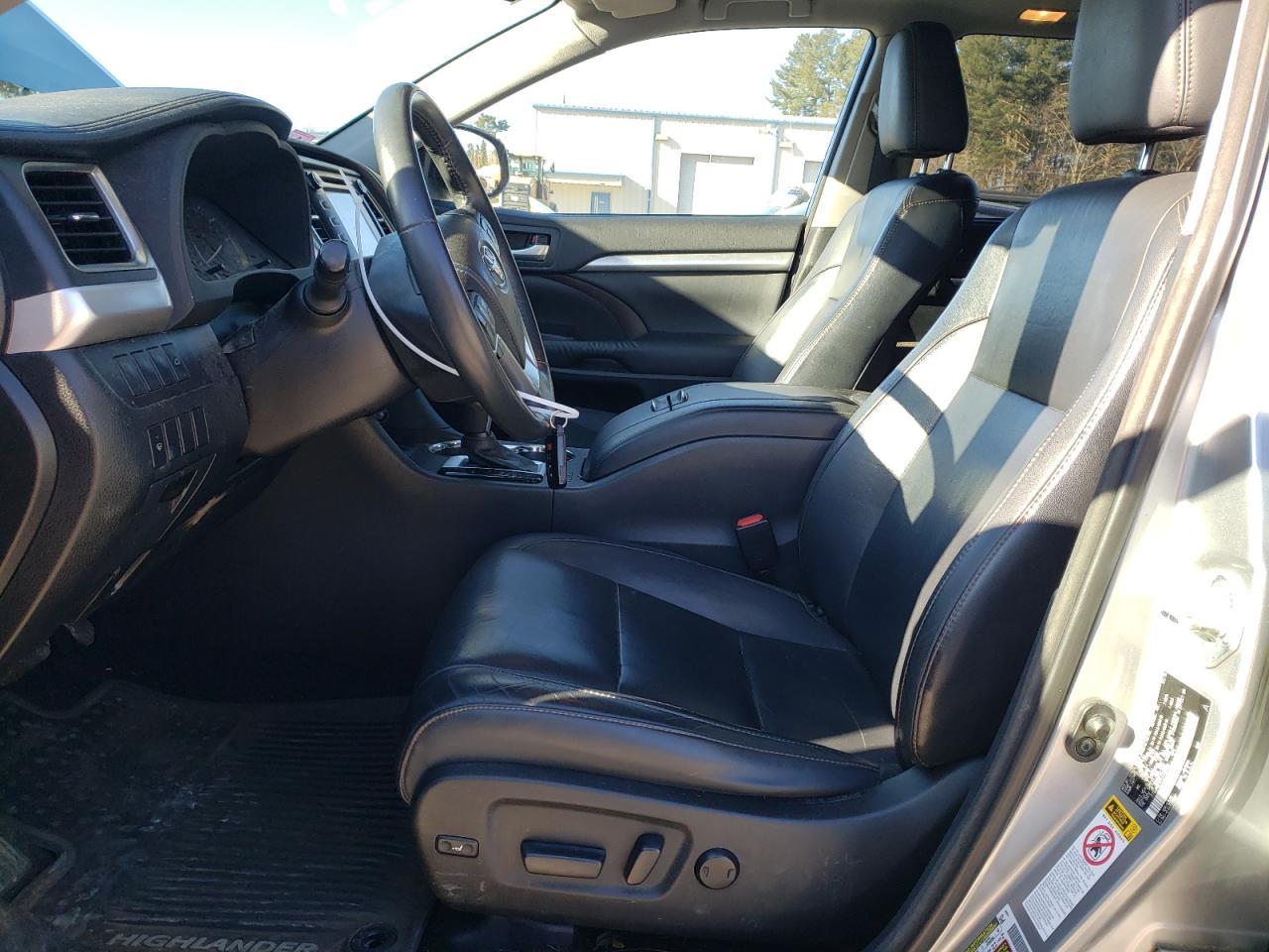 2015 TOYOTA HIGHLANDER - Image 7