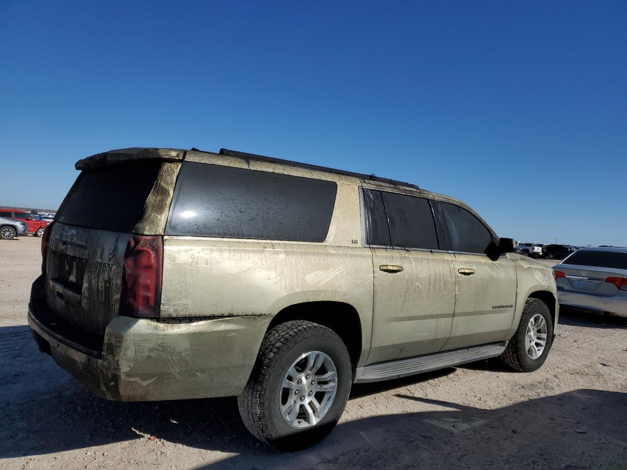 2015 CHEVROLET SUBURBAN C - Image 3