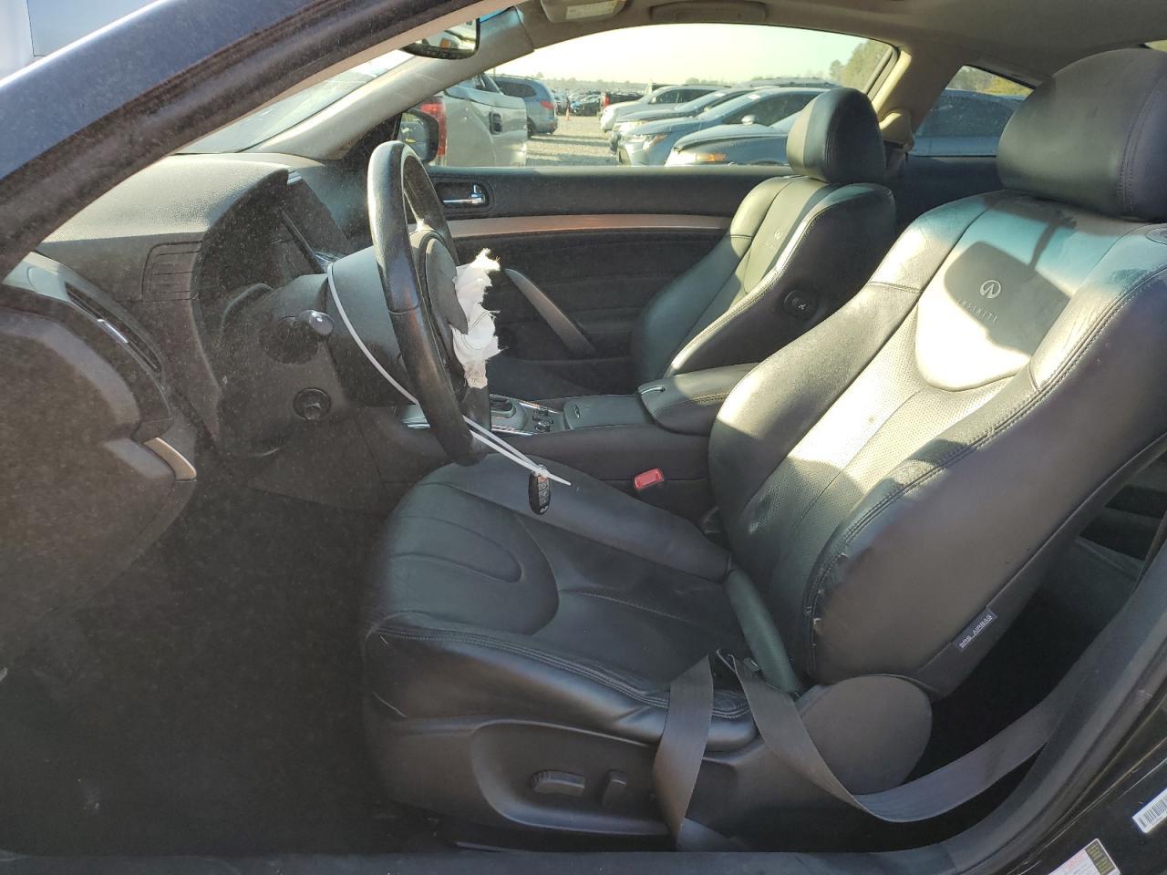 2012 INFINITI G37 - Image 7