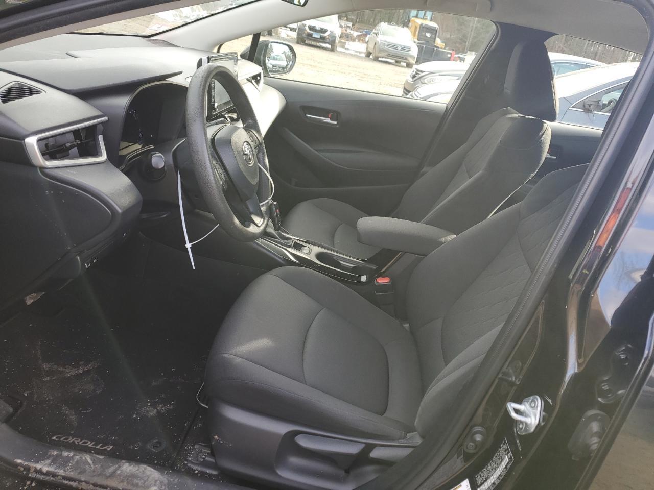 2020 TOYOTA COROLLA LE - Фото 7