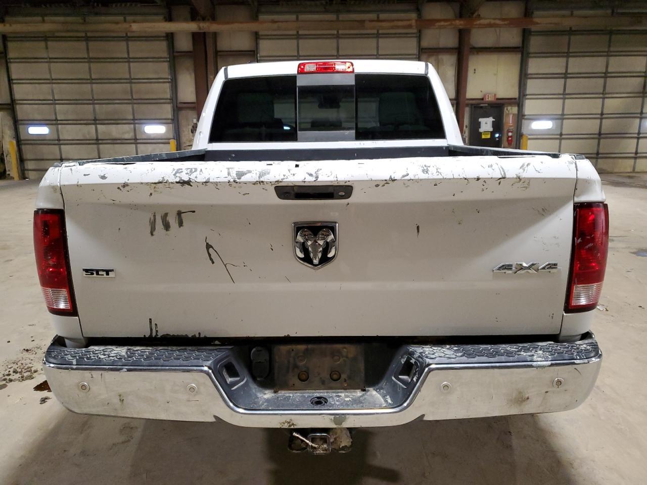 2017 RAM 1500 SLT - Image 6