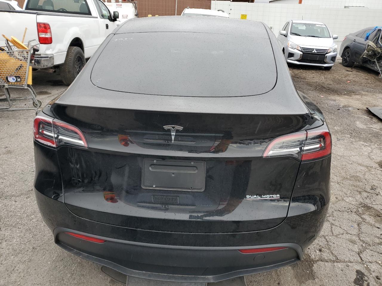 2023 TESLA MODEL Y - Image 6