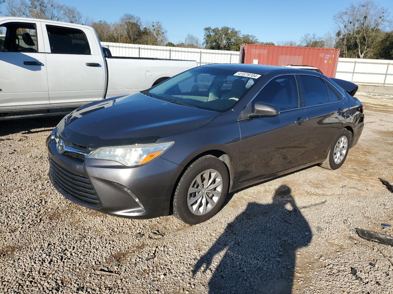 2016 TOYOTA CAMRY LE