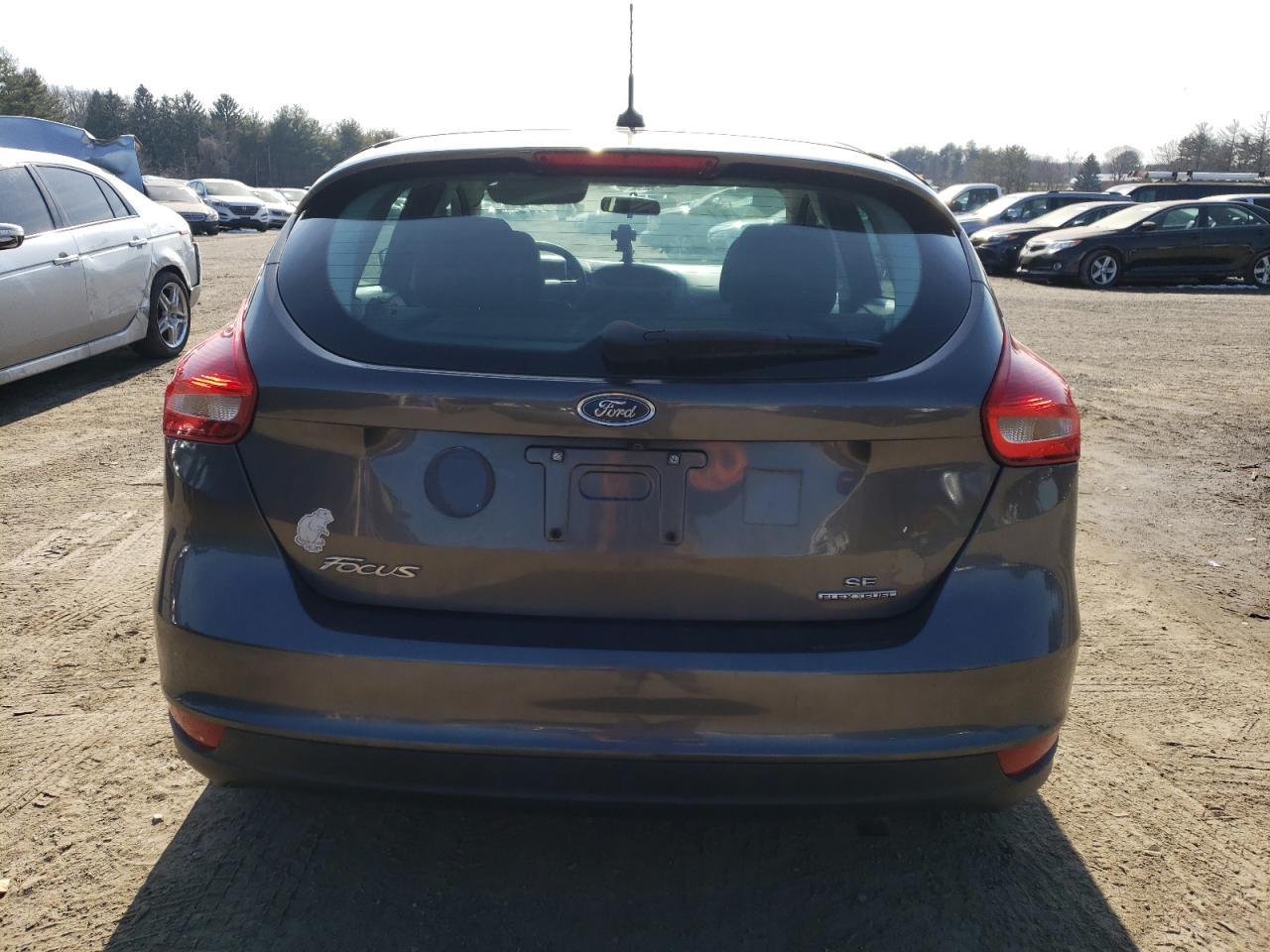 2016 FORD FOCUS SE - Image 6