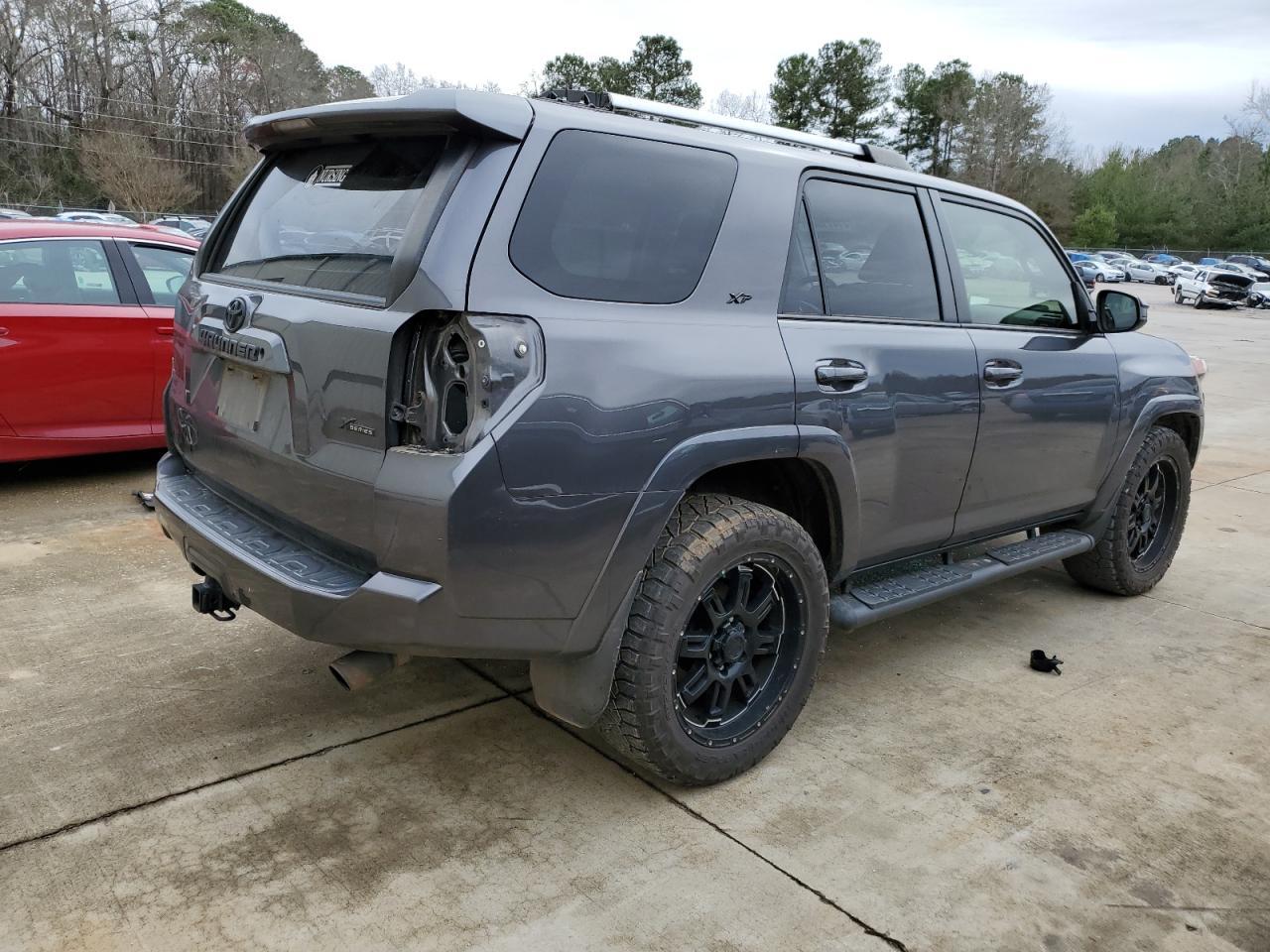 2019 TOYOTA 4RUNNER SR - Image 3
