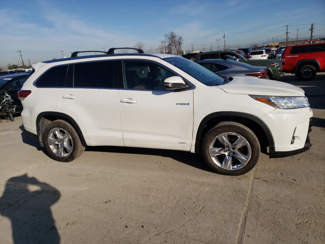 2018 TOYOTA HIGHLANDER - Image 4