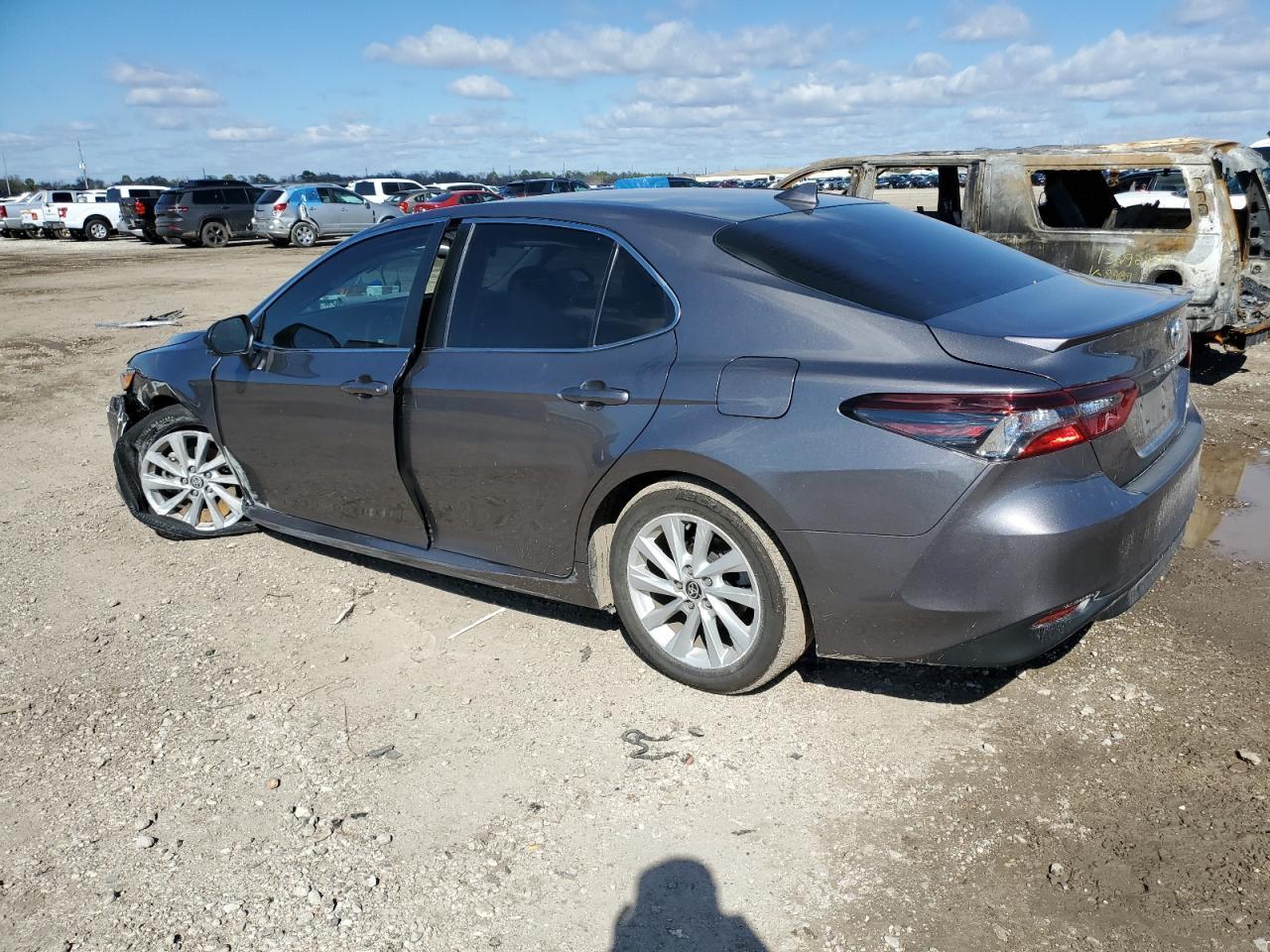 2023 TOYOTA CAMRY LE - Image 2