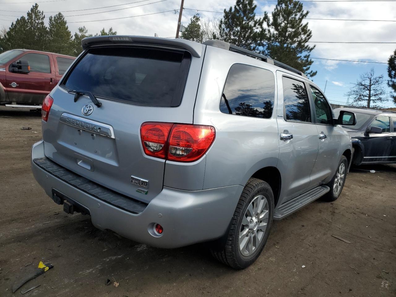 2014 TOYOTA SEQUOIA LI - Фото 3