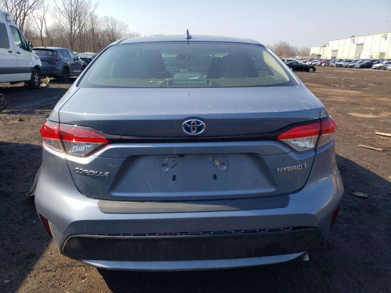 2022 TOYOTA COROLLA LE - Image 6