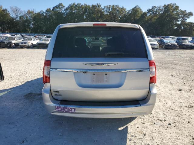 2012 Chrysler Town & Country Touring - Фото 6