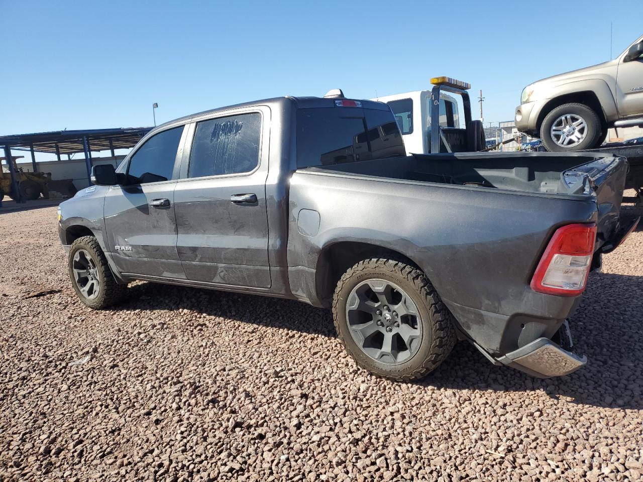 2019 RAM 1500 BIG H - Фото 2