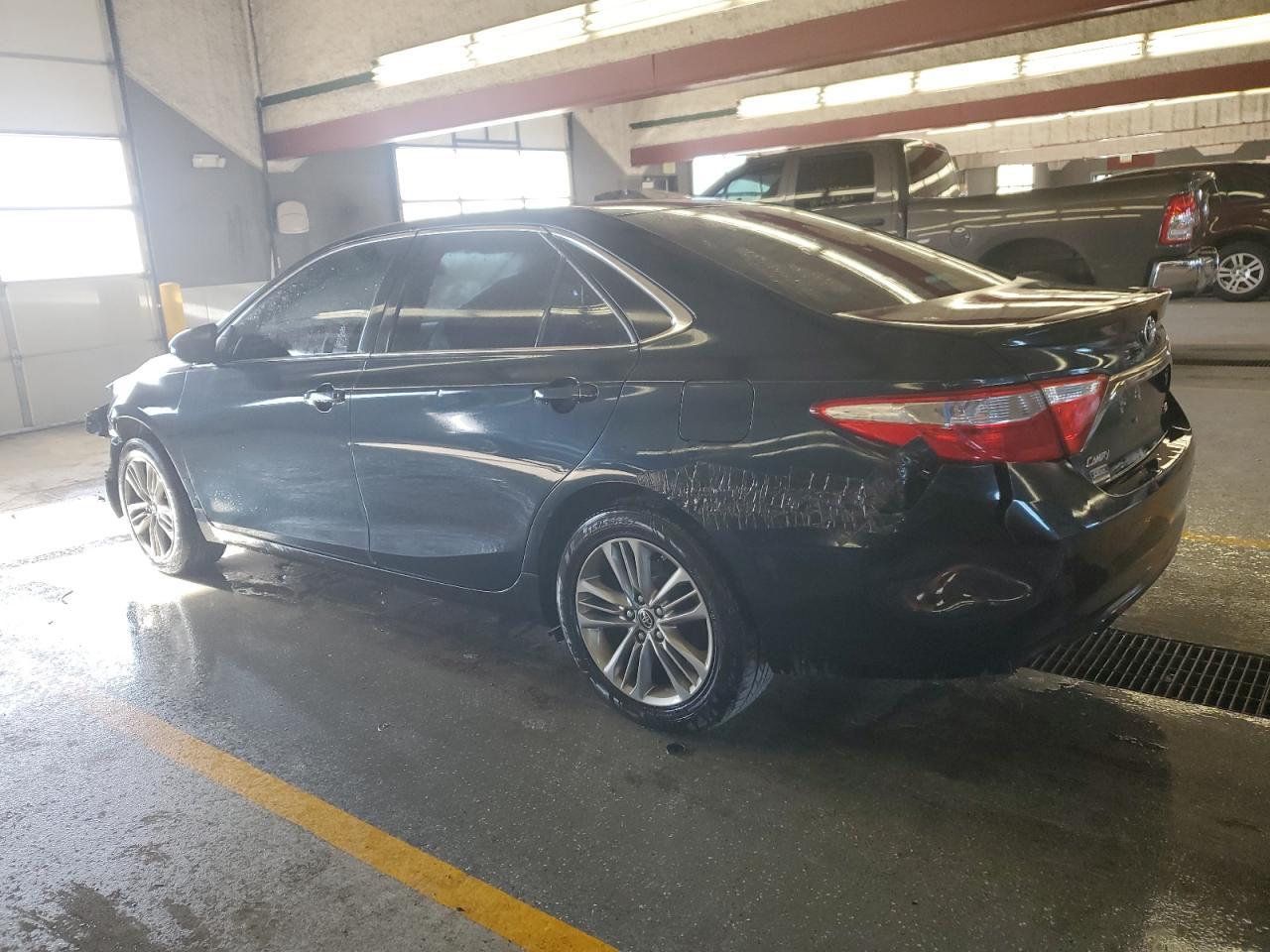 2016 TOYOTA CAMRY LE - Фото 2