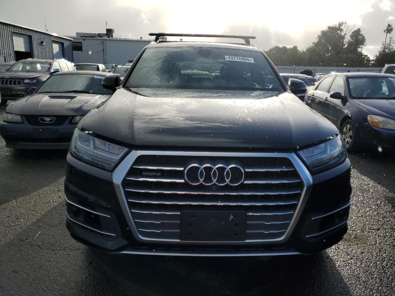 2017 AUDI Q7 PRESTIG - Image 5