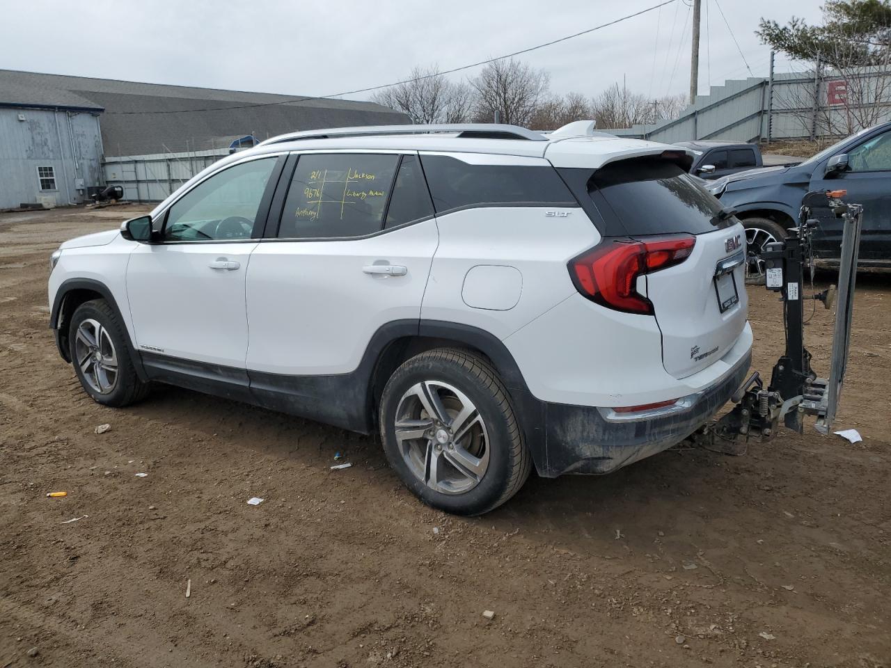 2021 GMC TERRAIN SL - Фото 2