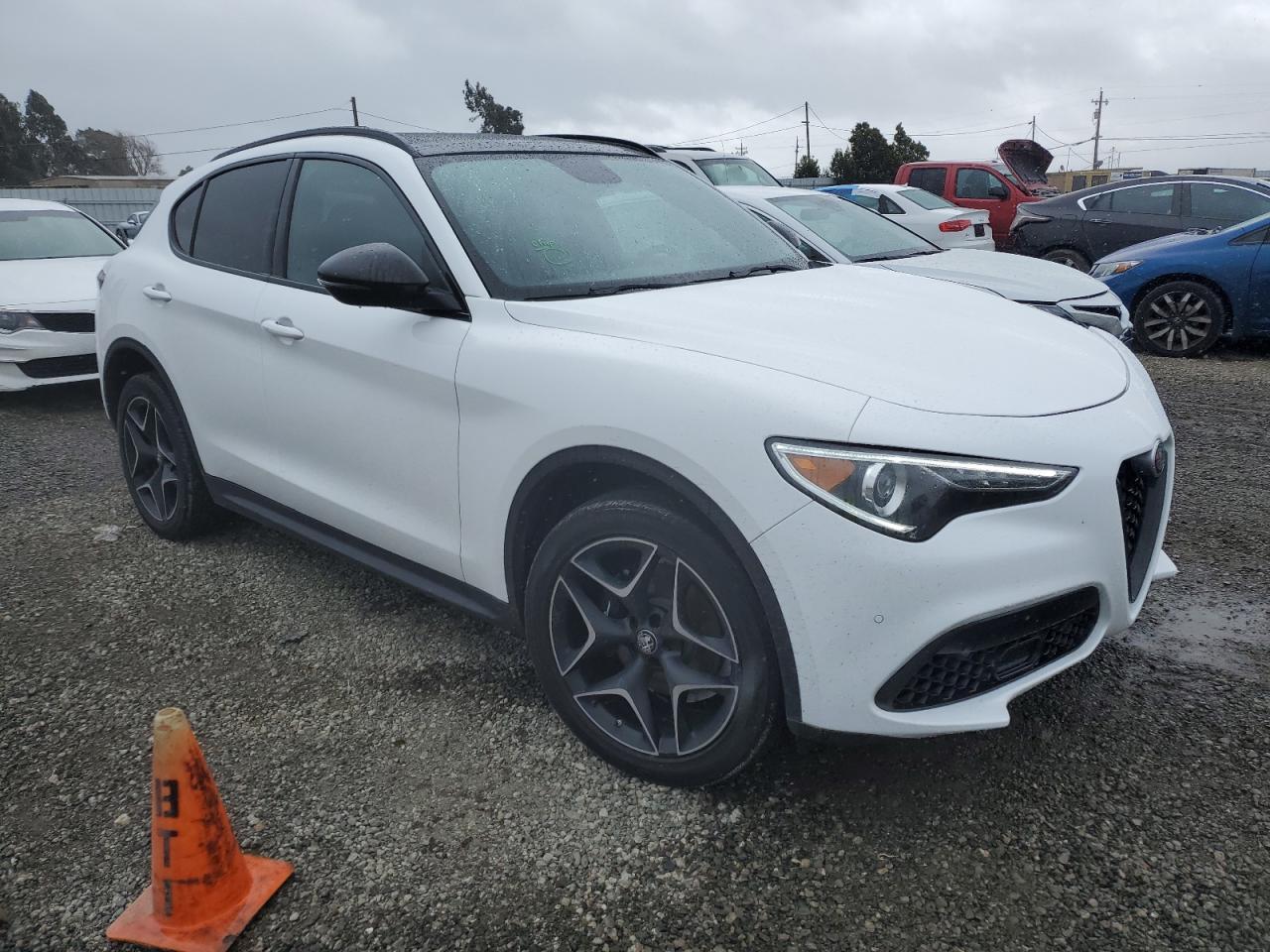 2019 ALFA ROMEO STELVIO TI - Image 4