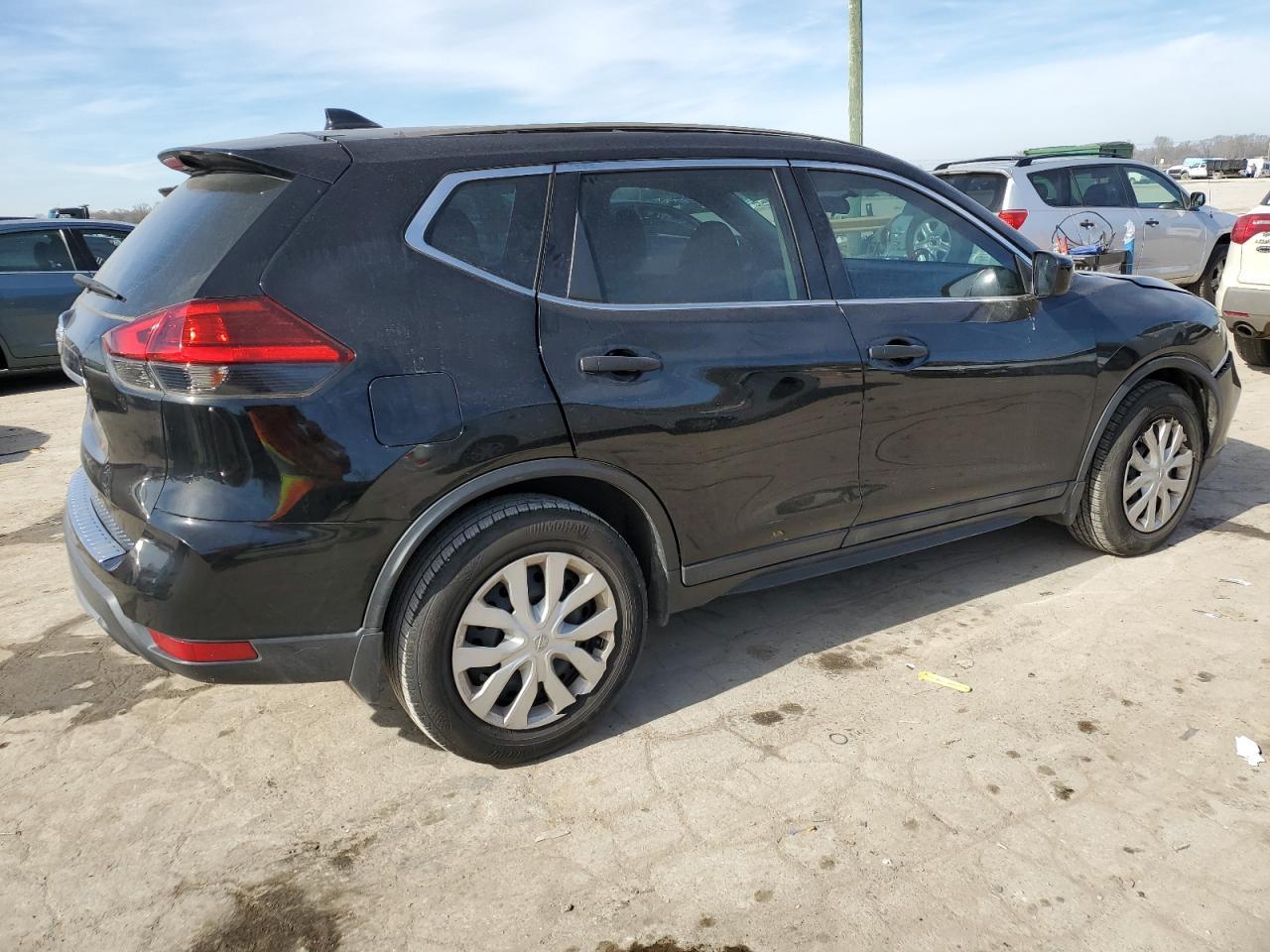 2017 NISSAN ROGUE S - Image 3