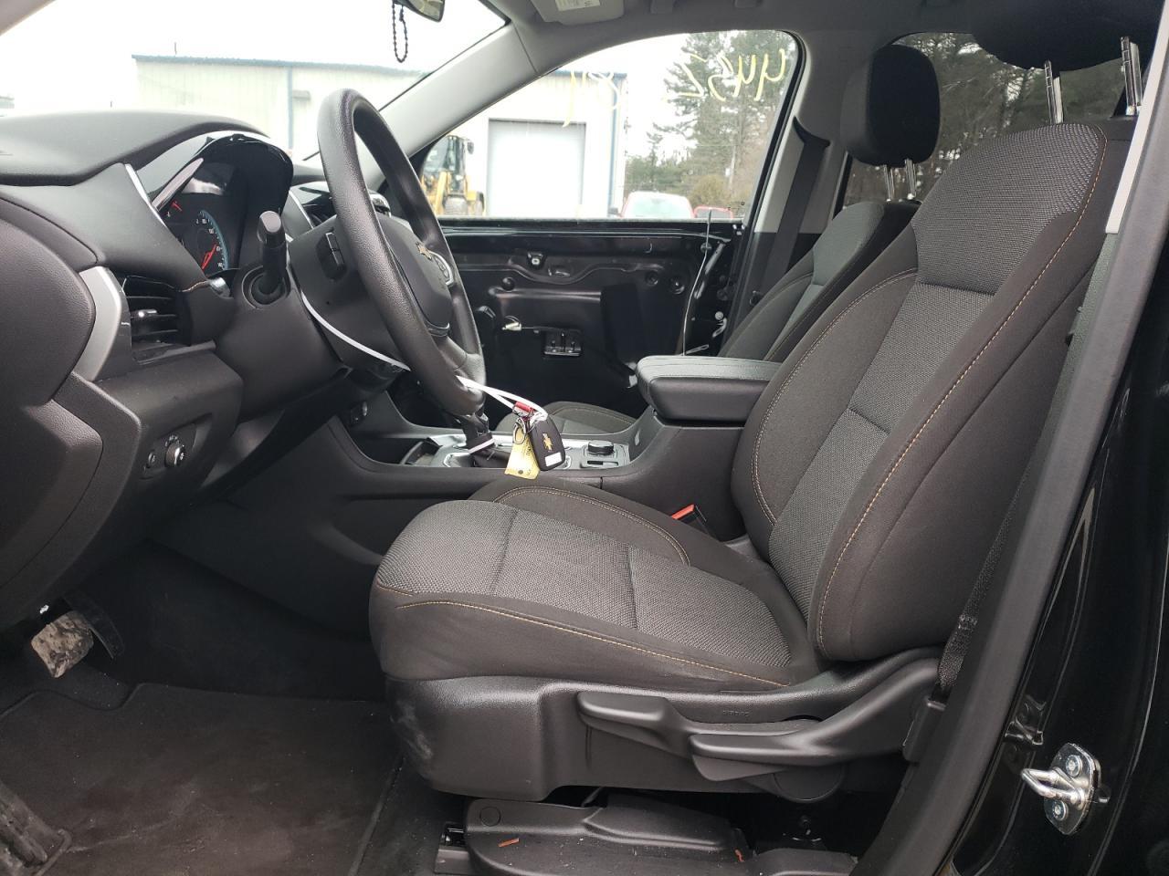 2021 CHEVROLET TRAVERSE L - Фото 7