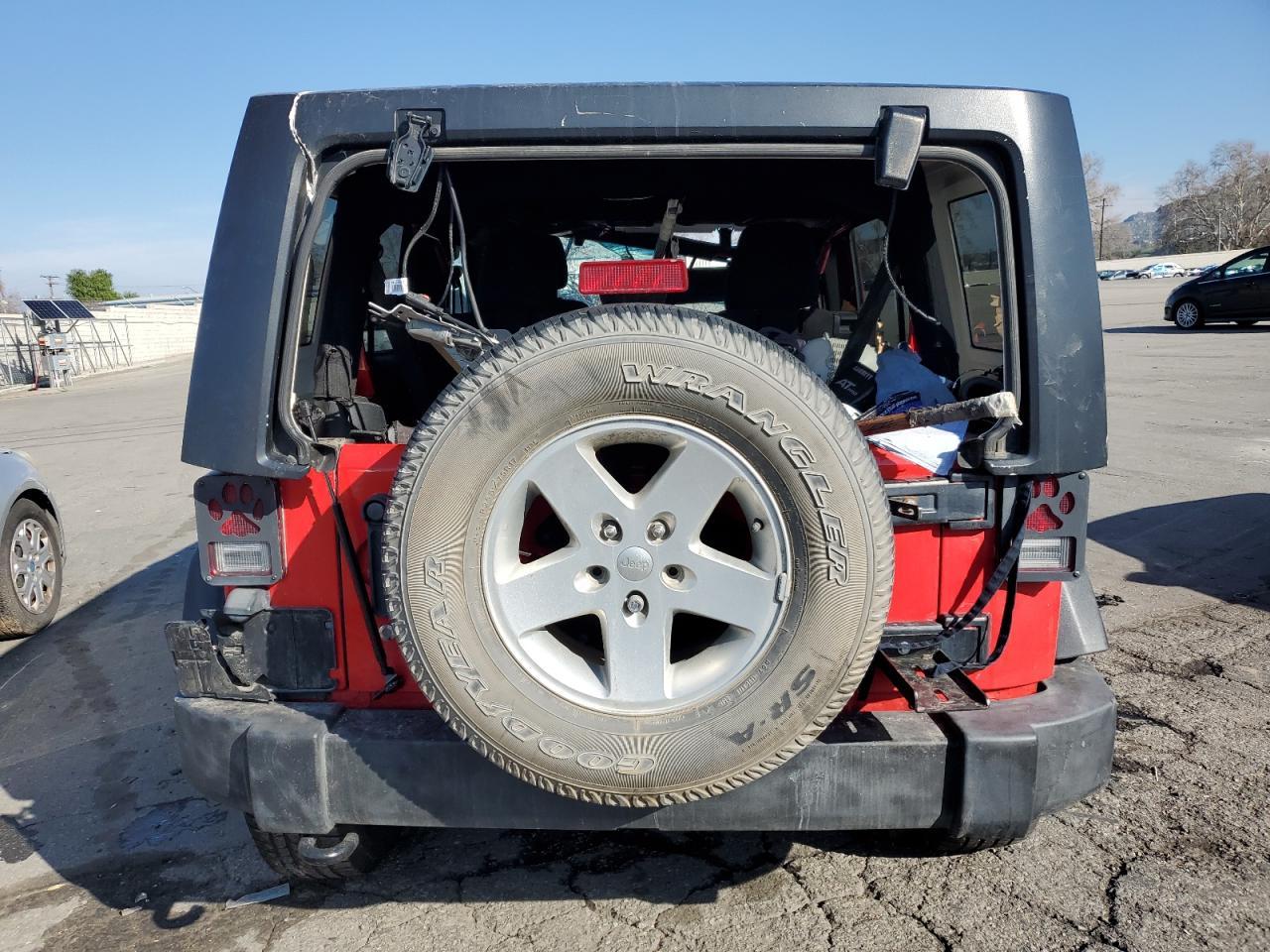 2017 JEEP WRANGLER U - Image 6