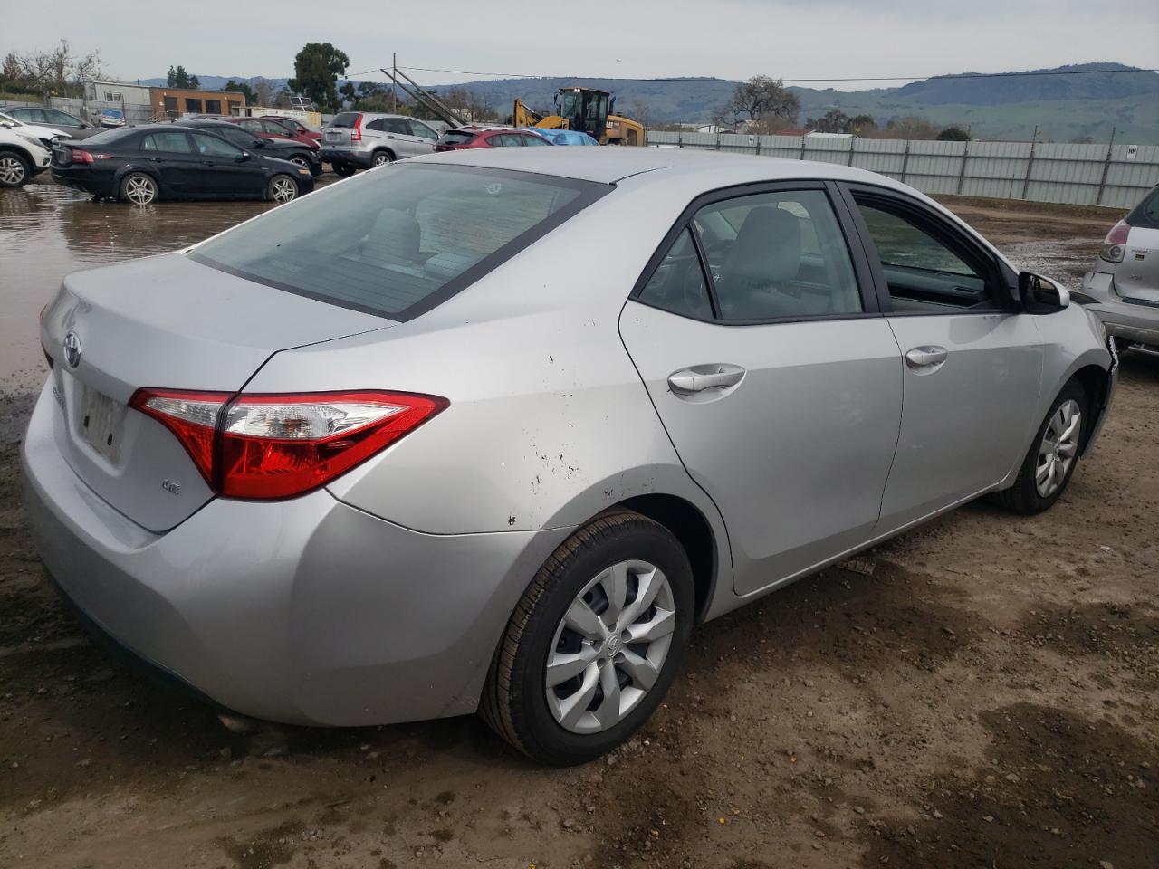 2014 TOYOTA COROLLA L - Фото 3