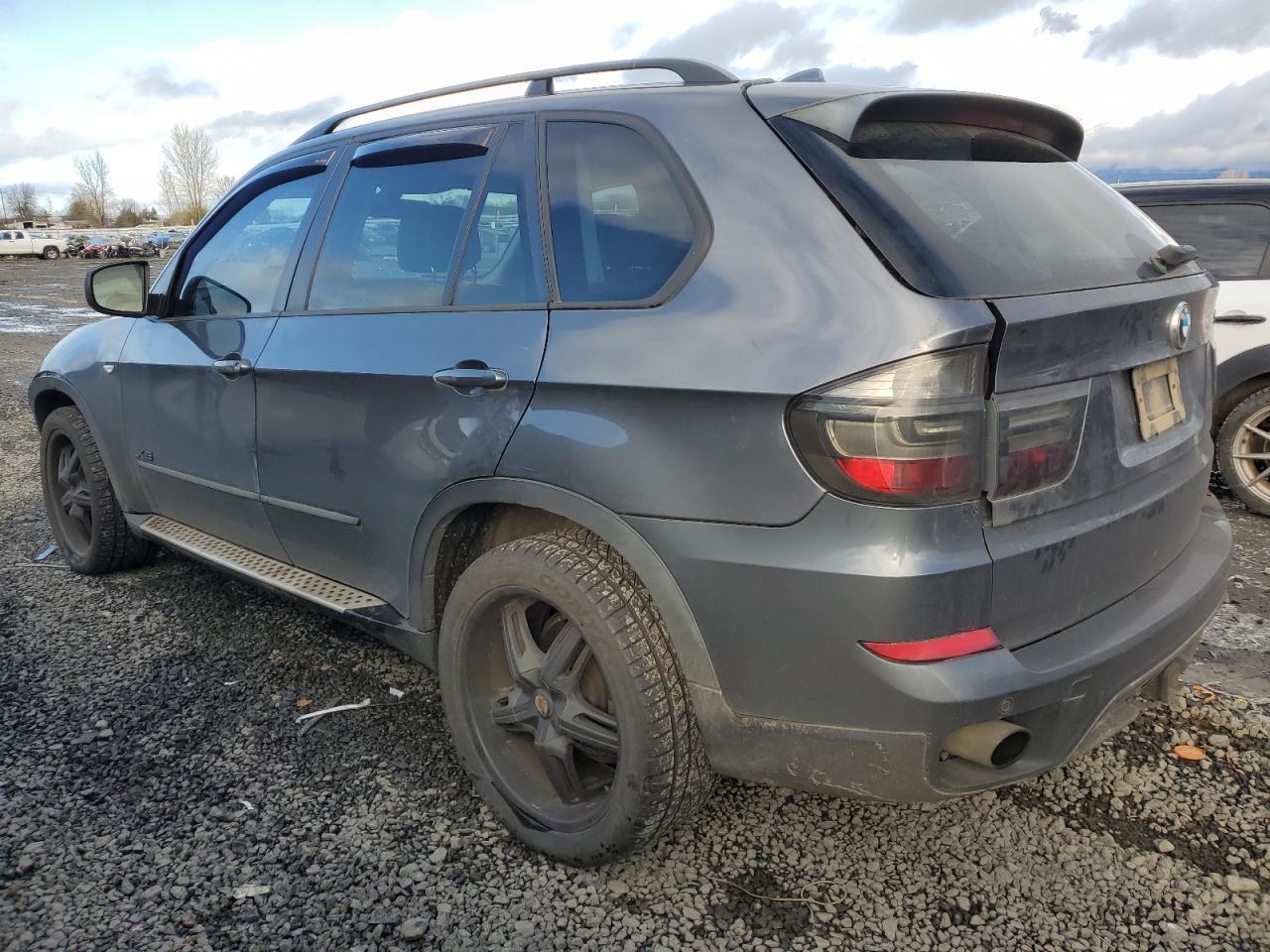2012 BMW X5 XDRIVE3 - Image 2