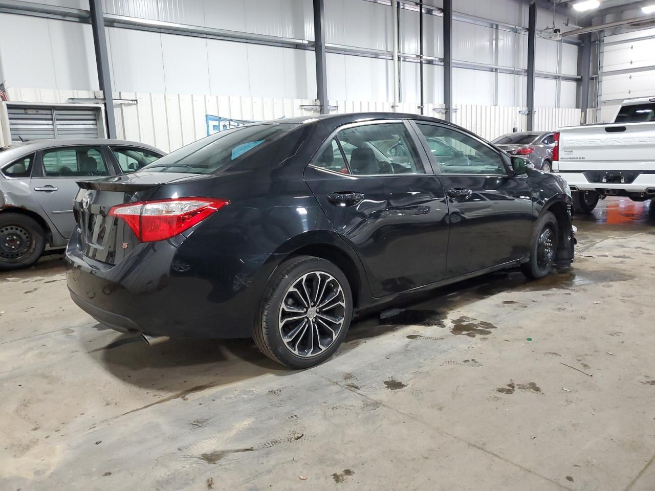 2016 TOYOTA COROLLA L - Фото 3