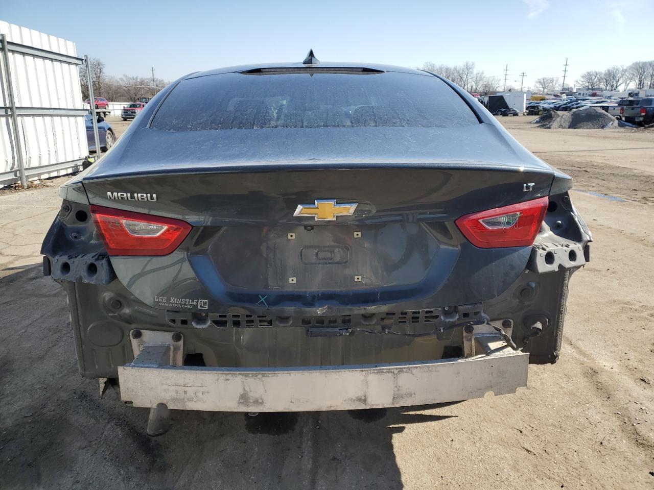 2017 CHEVROLET MALIBU LT - Image 6