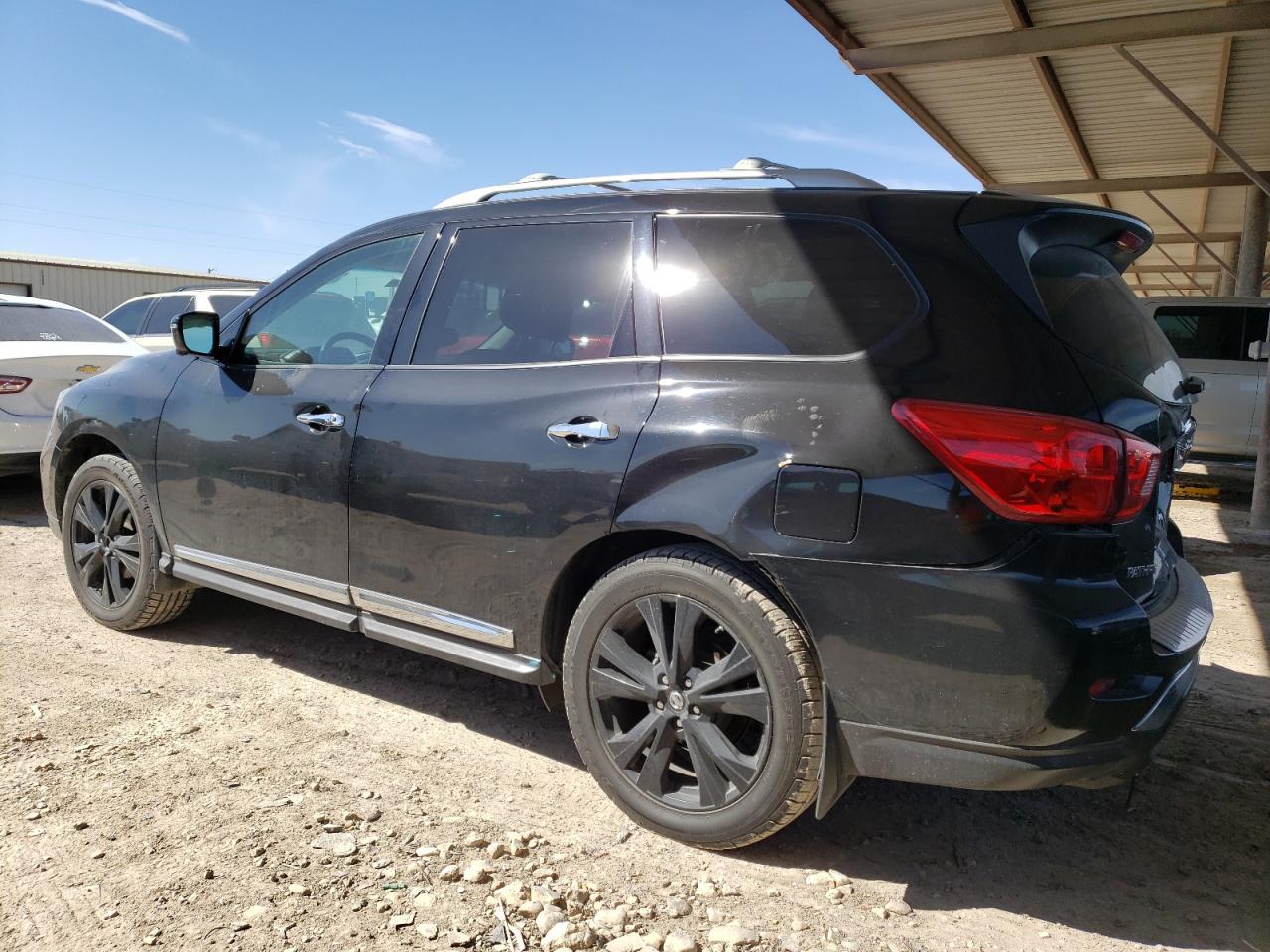 2017 NISSAN PATHFINDER - Image 2