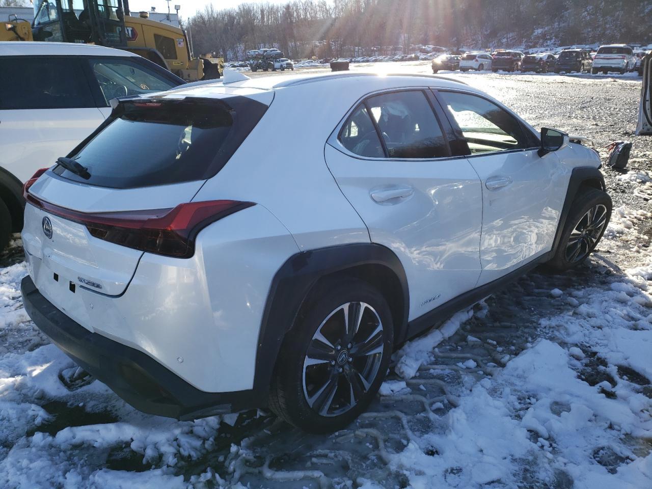2020 LEXUS UX 250H - Фото 3