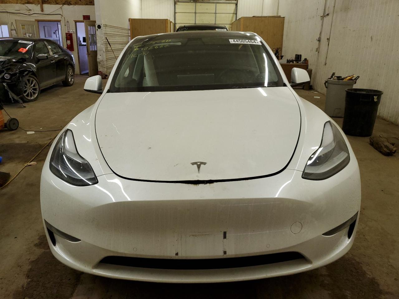 2022 TESLA MODEL Y - Фото 5