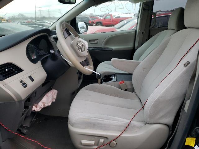 2012 Toyota Sienna Le - Image 7