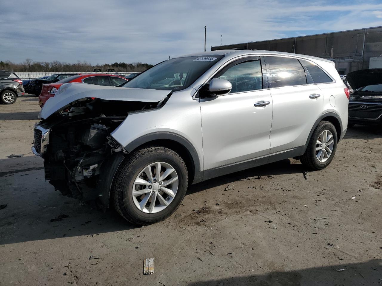 2017 KIA SORENTO LX