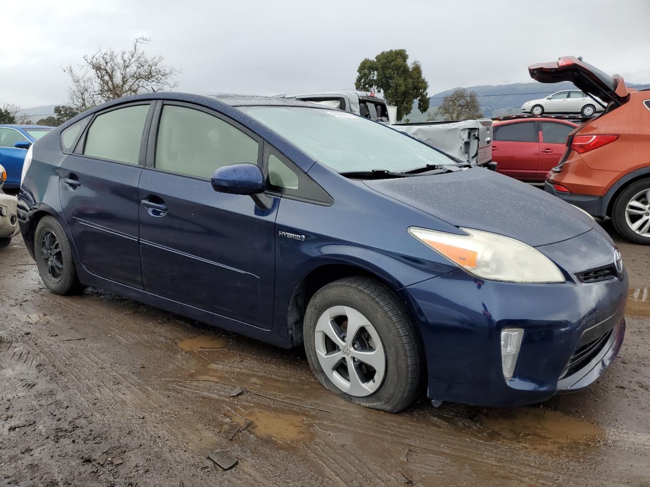 2013 TOYOTA PRIUS - Image 4