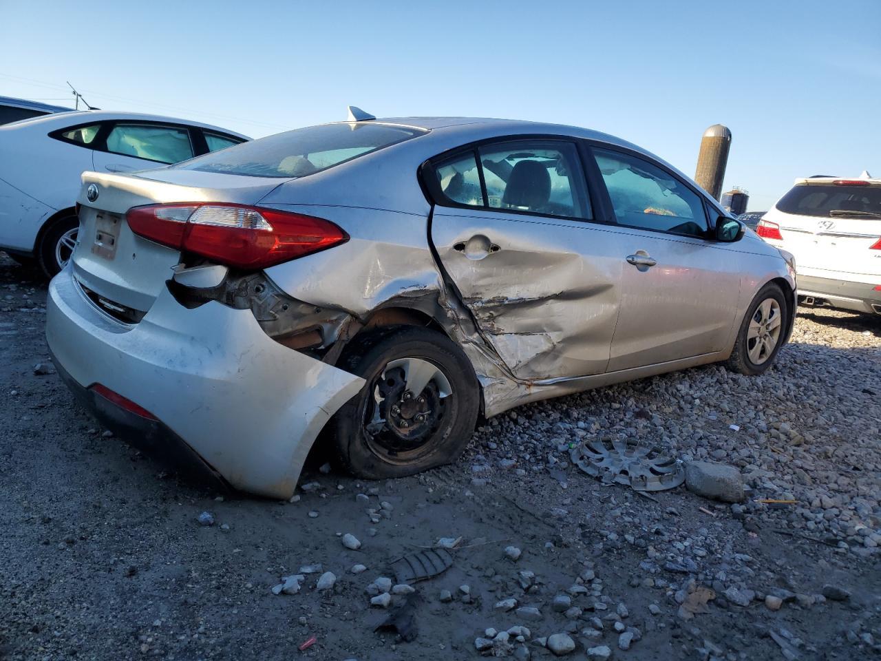2015 KIA FORTE LX - Фото 3